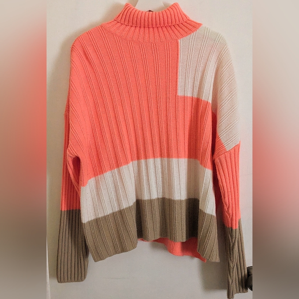 Knitted Colour Block Turtleneck Sweater